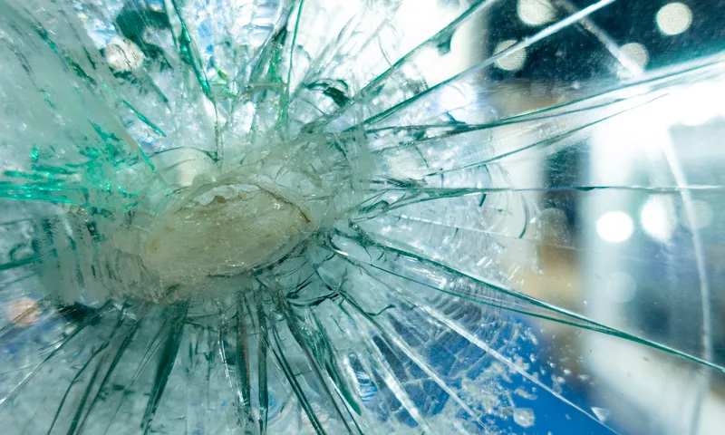 Commercial Emergency Glass Repair & Replacement