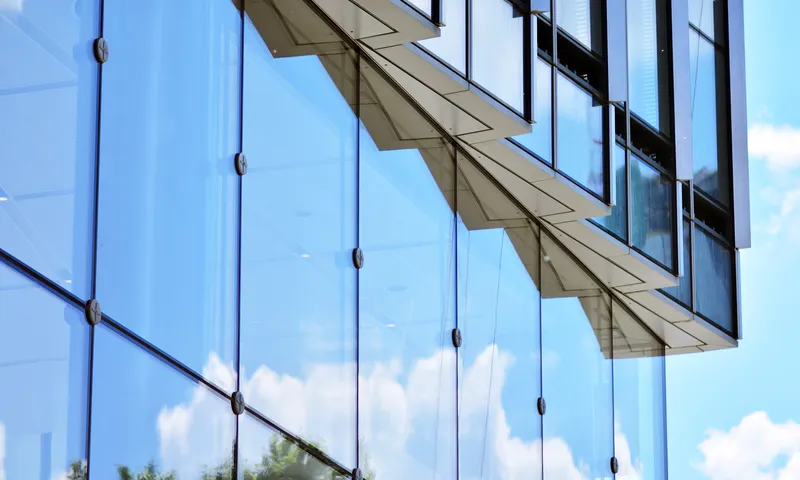 Expert Glass & Glazing Services for Homes and Businesses