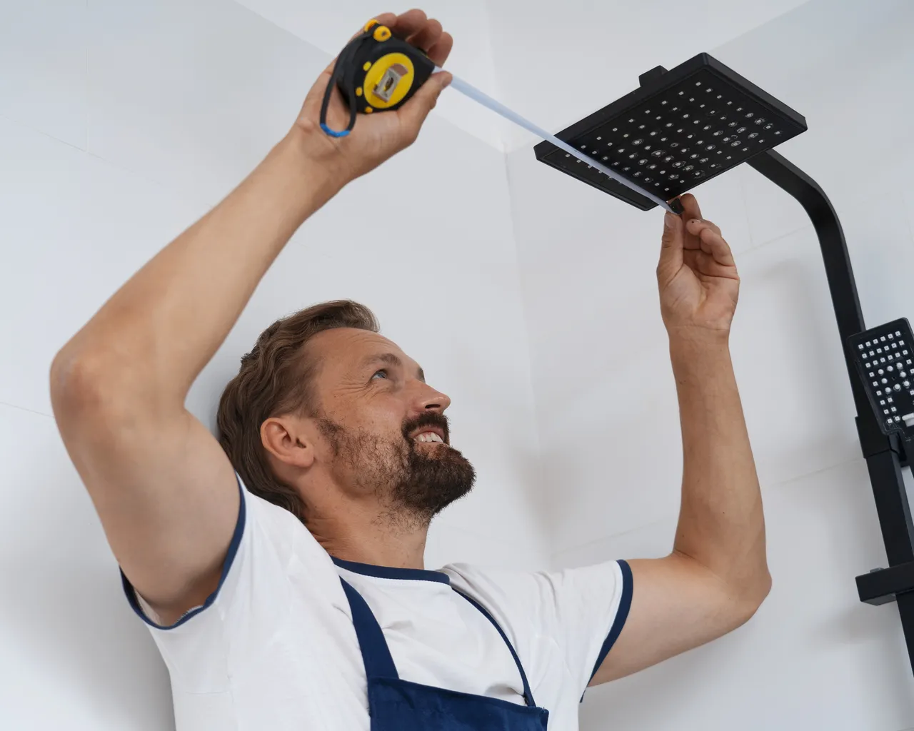 Plumbing Professional Doing His Job