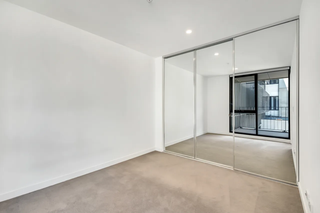 Empty Room With Windows Reflection Mirror