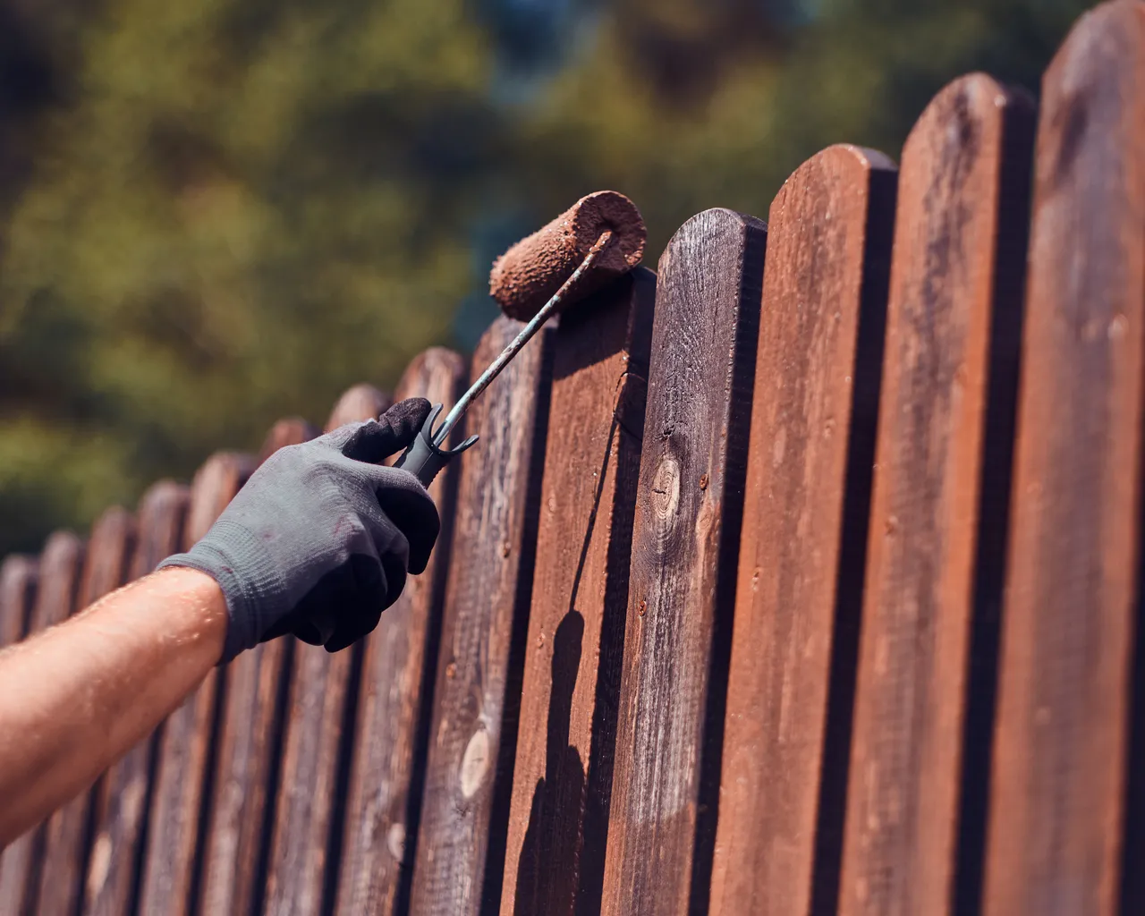 Hand Painting Fence